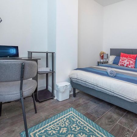 Modern Family Home W/Wi-Fi, Netflix, Self Check-In Londra Esterno foto