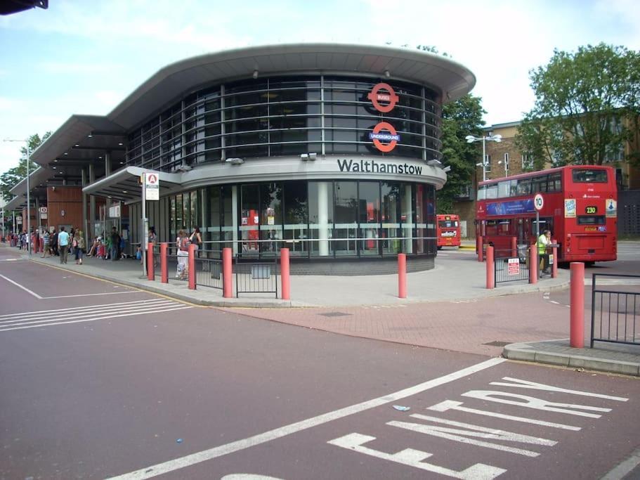 Modern Family Home W/Wi-Fi, Netflix, Self Check-In Londra Esterno foto